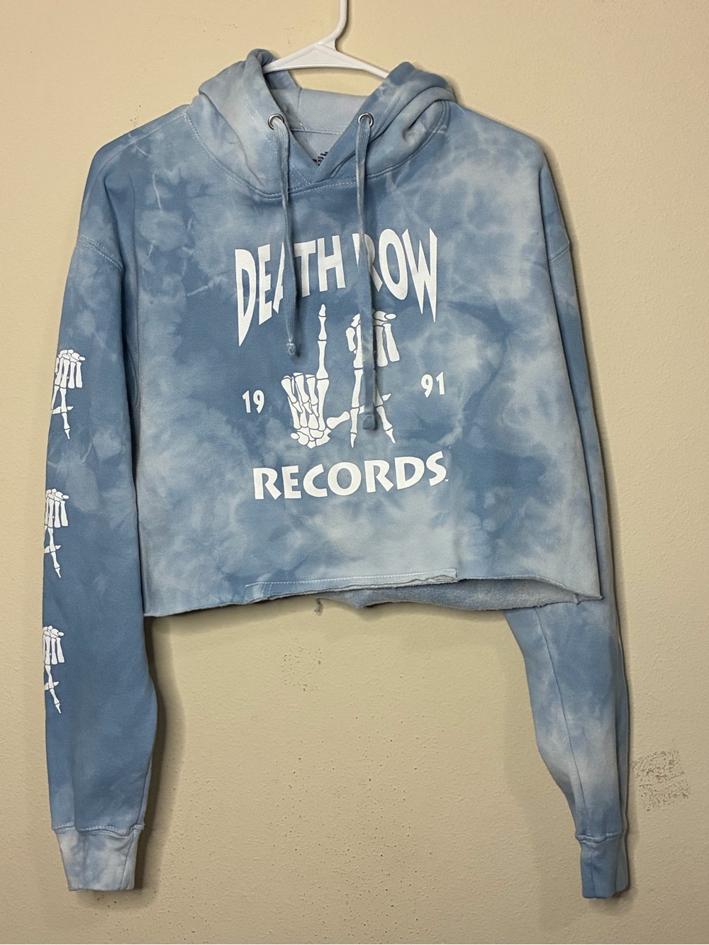 Death Row Records Medium Women's Blue Tie Dye Cropped Hoodie Skeleton Hands  LA